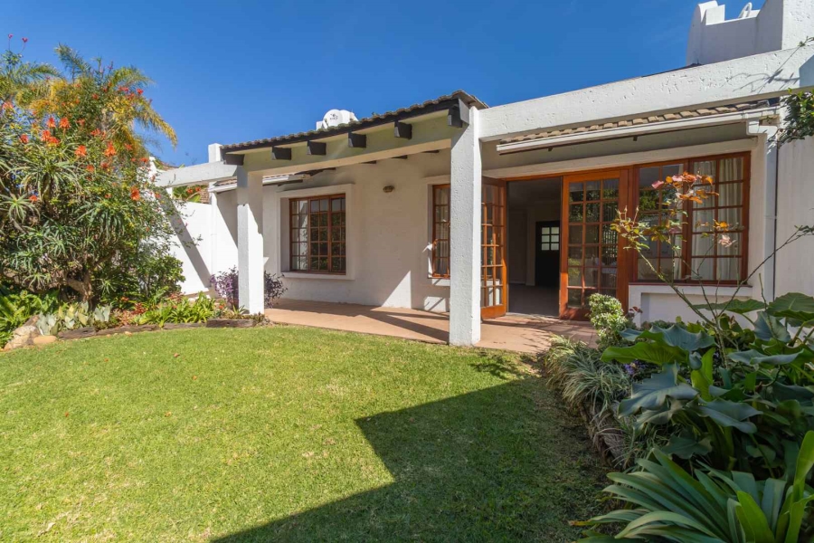 1 Bedroom Property for Sale in Bryanston Gauteng