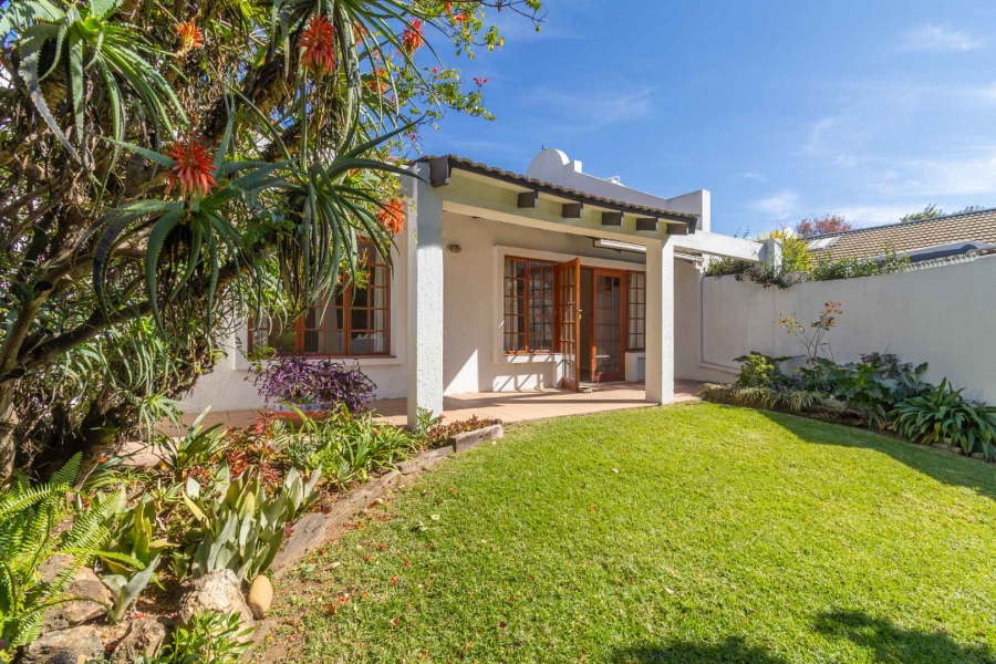 1 Bedroom Property for Sale in Bryanston Gauteng