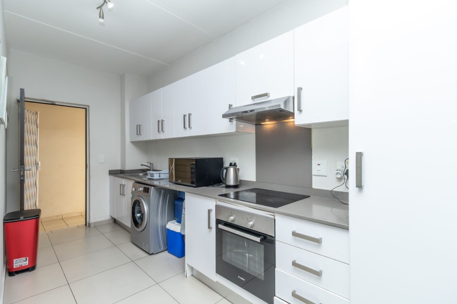 2 Bedroom Property for Sale in North Riding Gauteng