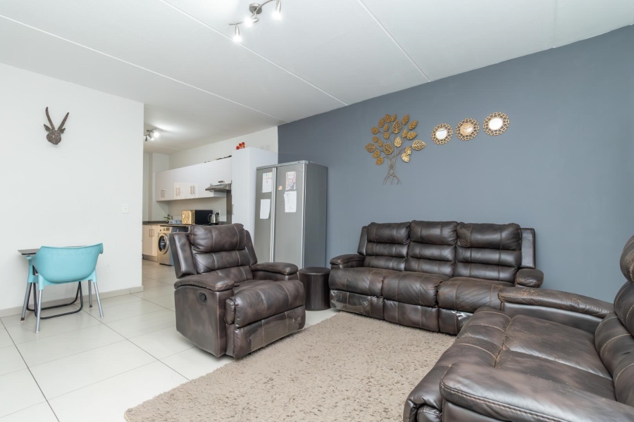 2 Bedroom Property for Sale in North Riding Gauteng