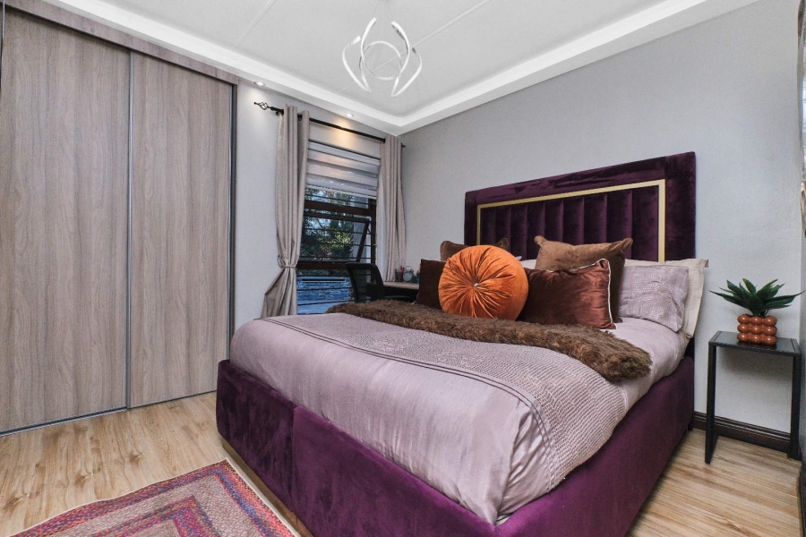 4 Bedroom Property for Sale in Little Falls Gauteng