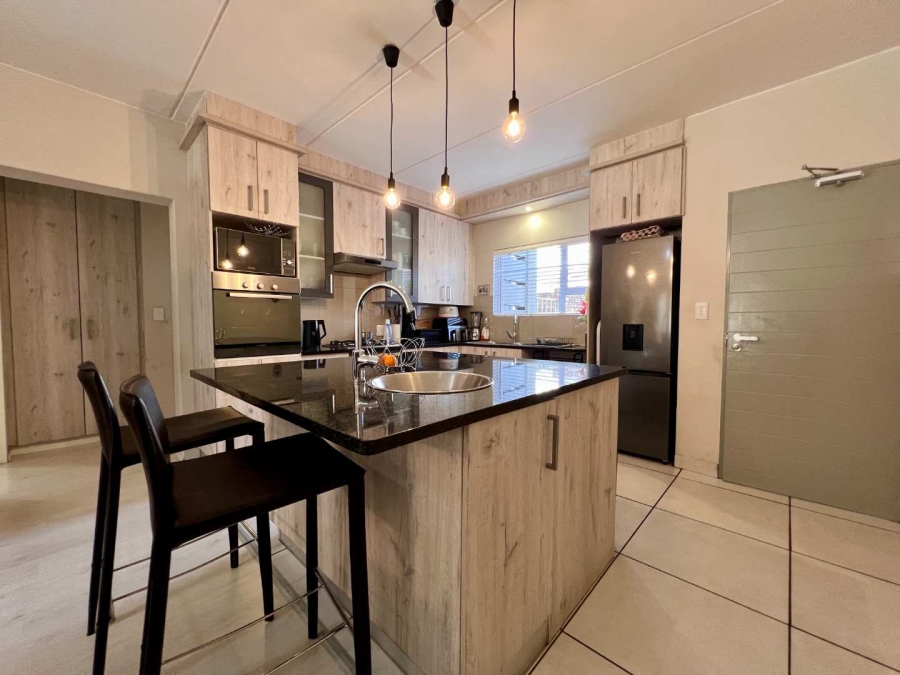 3 Bedroom Property for Sale in North Riding Gauteng