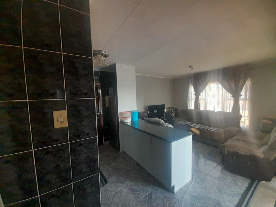 4 Bedroom Property for Sale in Mabopane Unit X Gauteng