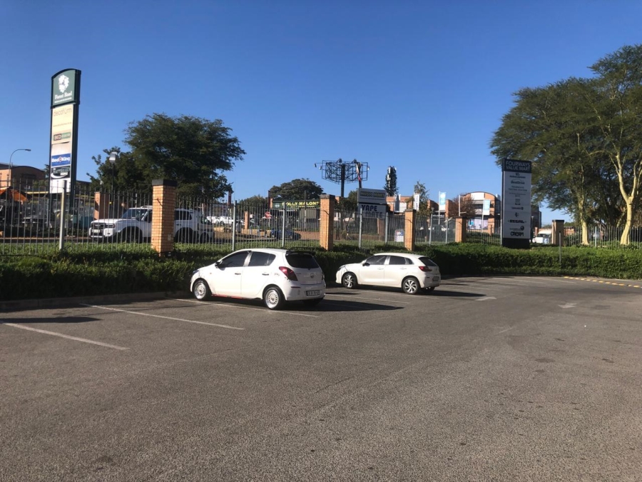 To Let commercial Property for Rent in Fourways Gauteng