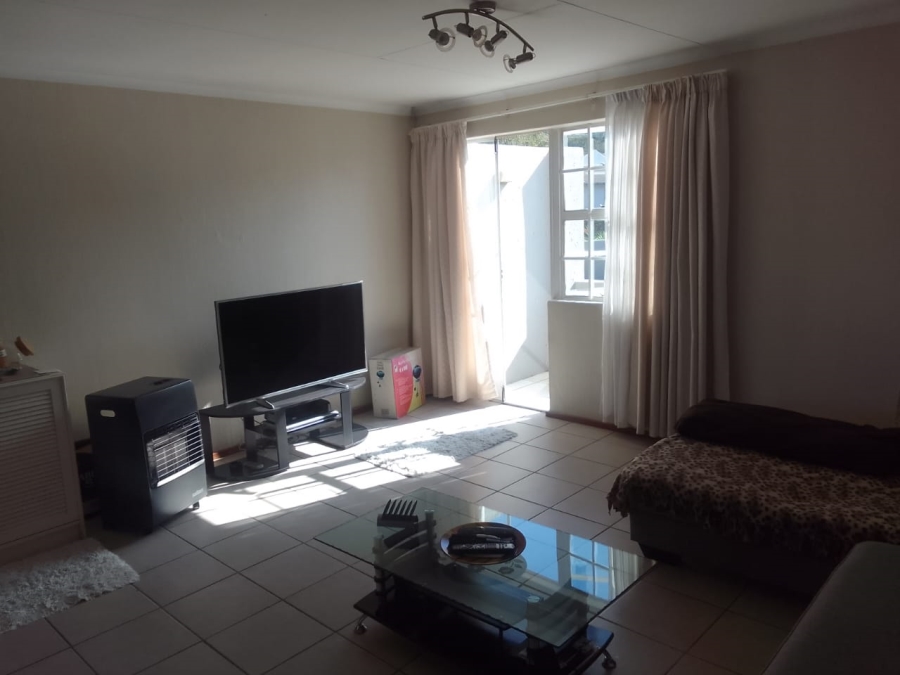 2 Bedroom Property for Sale in Meyersdal Gauteng