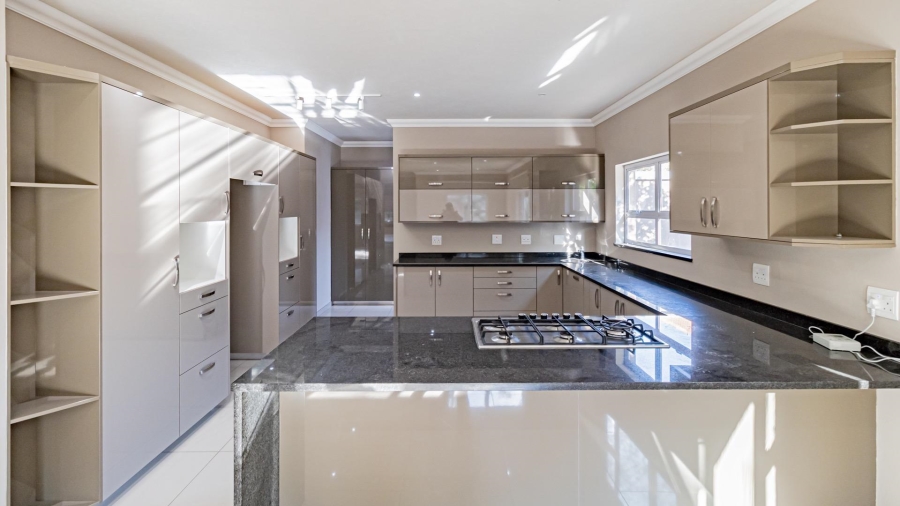 4 Bedroom Property for Sale in Craigavon Gauteng