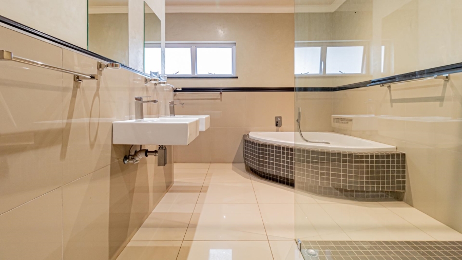 4 Bedroom Property for Sale in Craigavon Gauteng
