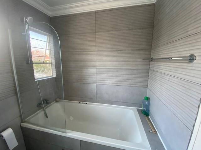 To Let 2 Bedroom Property for Rent in Magaliessig Gauteng
