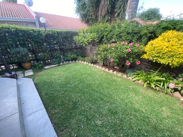 To Let 2 Bedroom Property for Rent in Magaliessig Gauteng