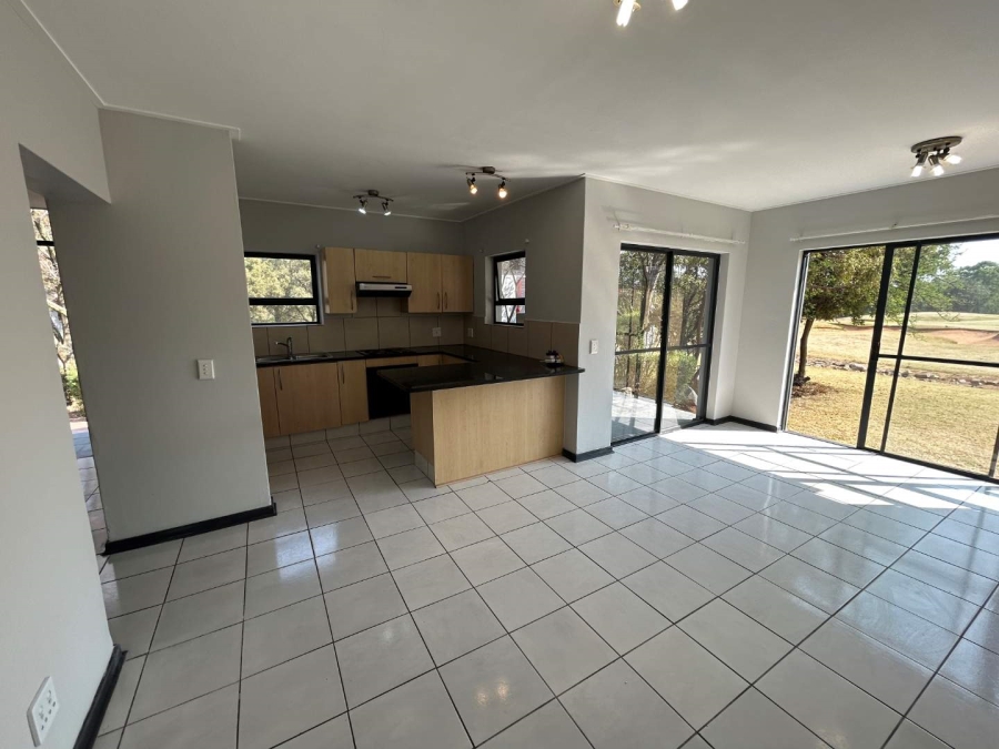 To Let 2 Bedroom Property for Rent in Jackal Creek Golf Estate Gauteng
