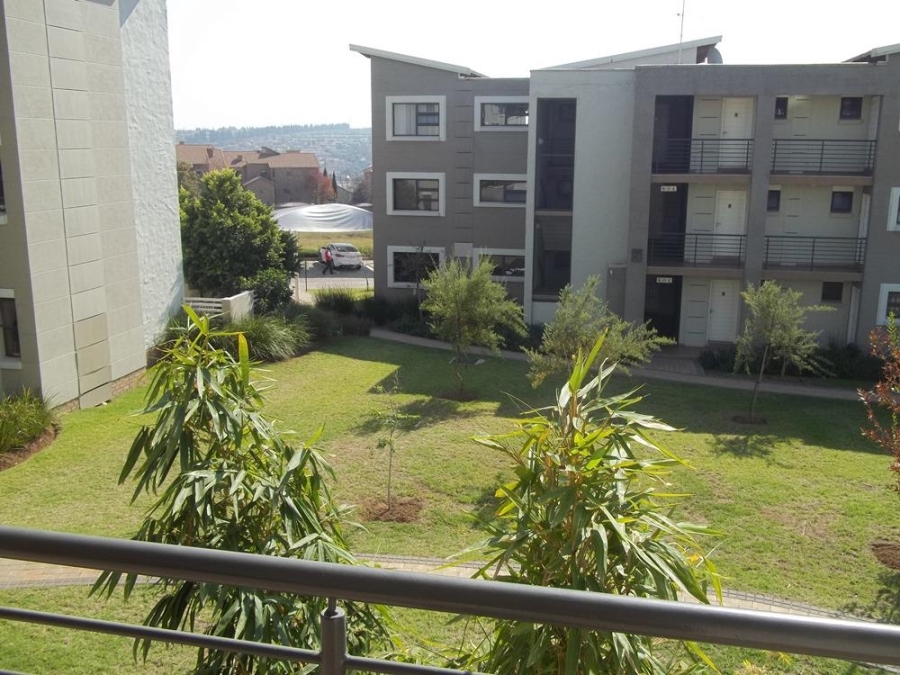 To Let 1 Bedroom Property for Rent in Dainfern Gauteng