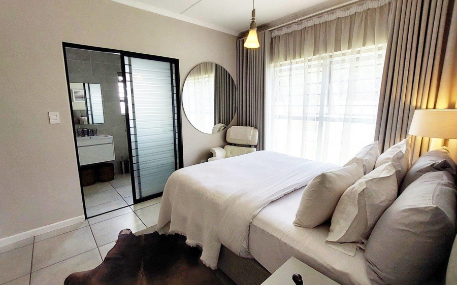 To Let 3 Bedroom Property for Rent in Crowthorne AH Gauteng