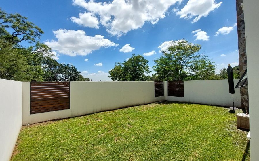 To Let 3 Bedroom Property for Rent in Crowthorne AH Gauteng