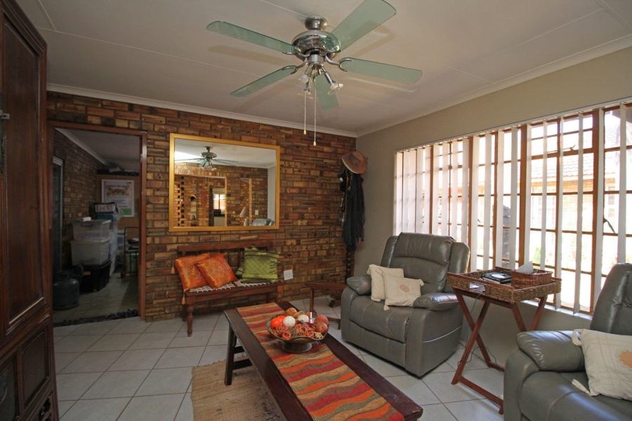 4 Bedroom Property for Sale in Noordheuwel Gauteng