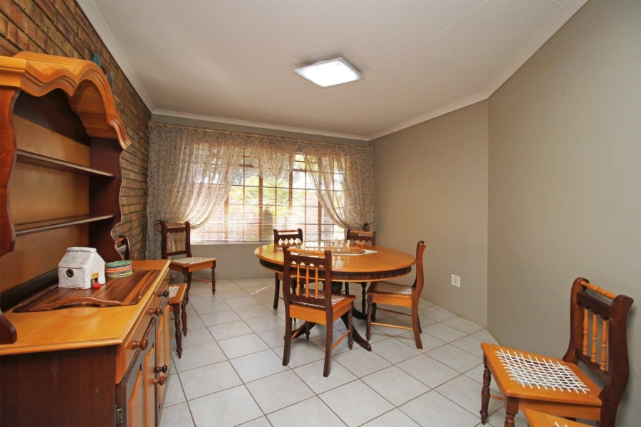 4 Bedroom Property for Sale in Noordheuwel Gauteng