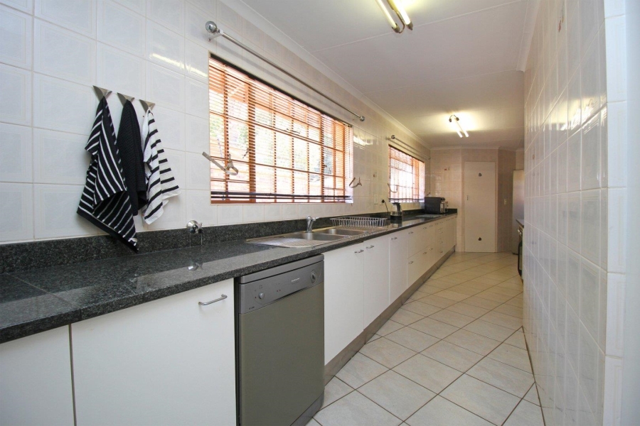4 Bedroom Property for Sale in Noordheuwel Gauteng