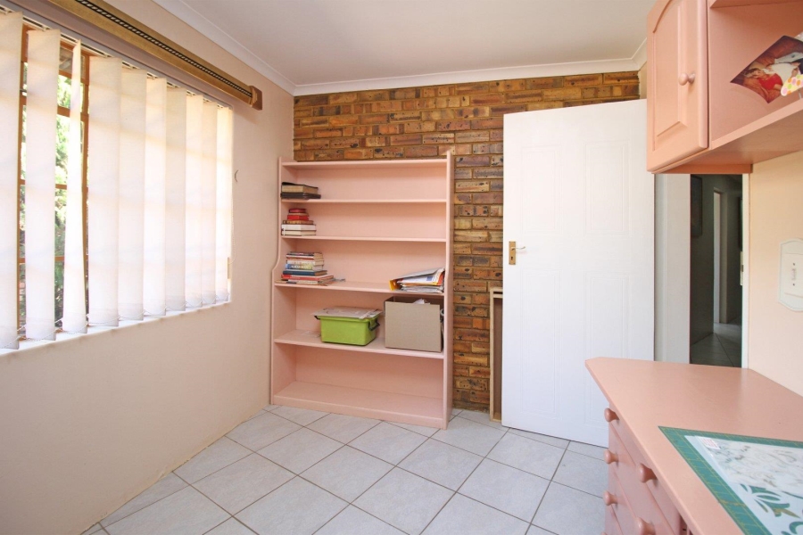 4 Bedroom Property for Sale in Noordheuwel Gauteng