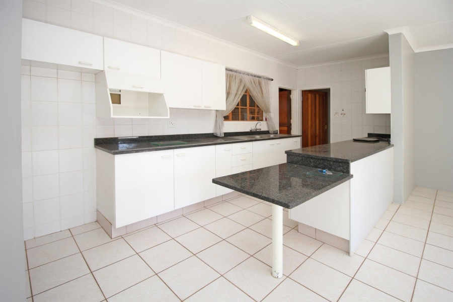 4 Bedroom Property for Sale in Noordheuwel Gauteng