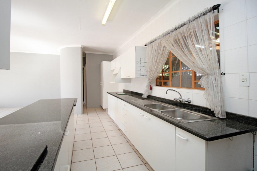 4 Bedroom Property for Sale in Noordheuwel Gauteng