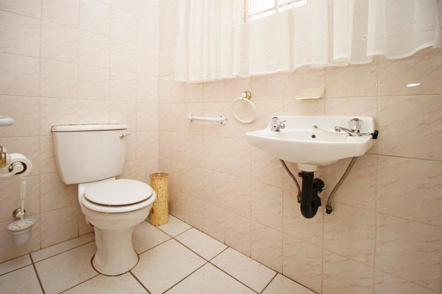 4 Bedroom Property for Sale in Noordheuwel Gauteng