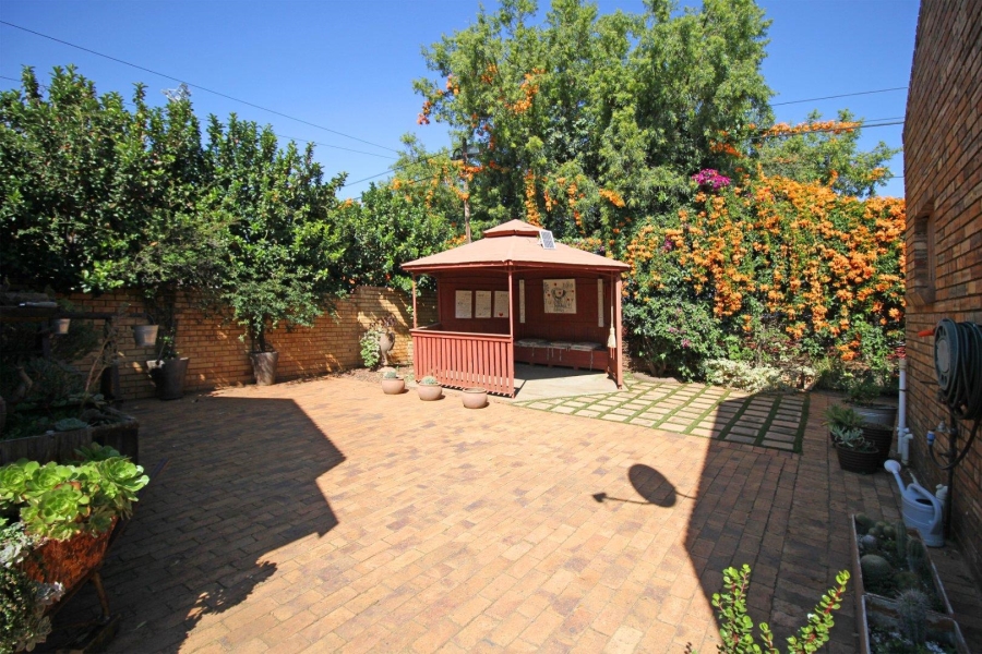 4 Bedroom Property for Sale in Noordheuwel Gauteng