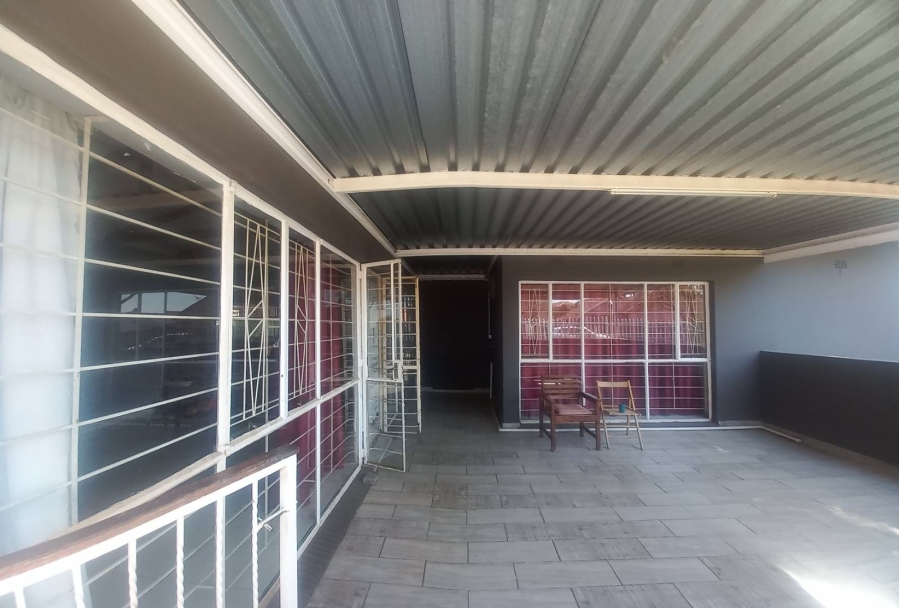 3 Bedroom Property for Sale in Bonaero Park Gauteng