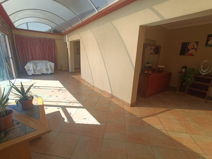 4 Bedroom Property for Sale in The Reeds Gauteng