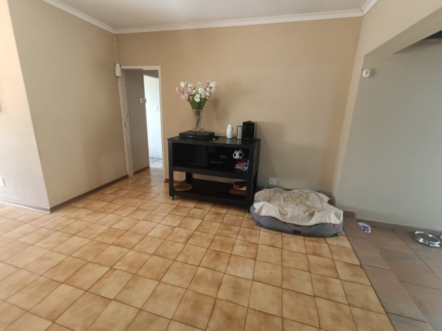 4 Bedroom Property for Sale in The Reeds Gauteng