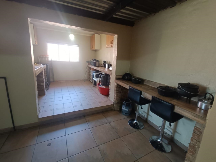 4 Bedroom Property for Sale in The Reeds Gauteng