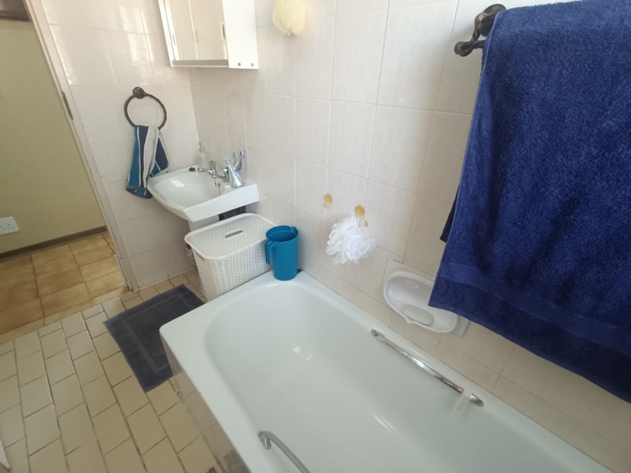 4 Bedroom Property for Sale in The Reeds Gauteng