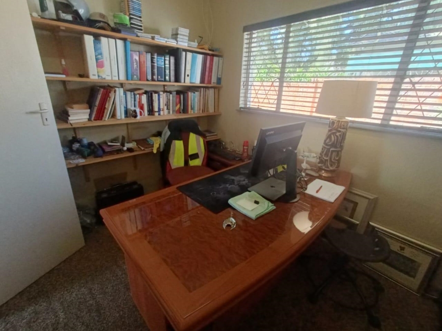 4 Bedroom Property for Sale in The Reeds Gauteng
