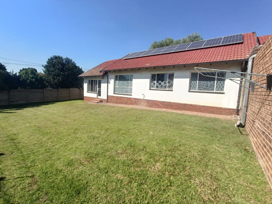 4 Bedroom Property for Sale in The Reeds Gauteng