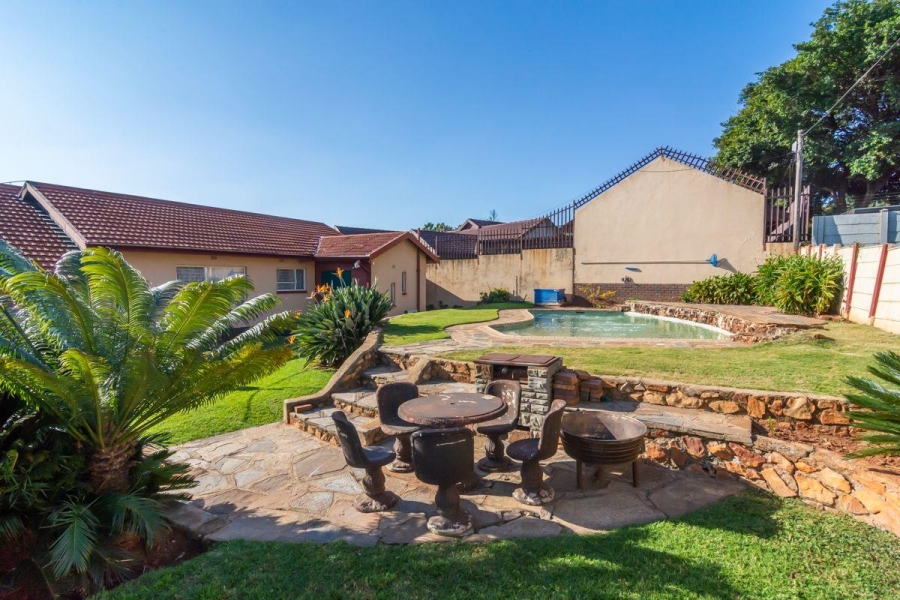 3 Bedroom Property for Sale in Wilro Park Gauteng