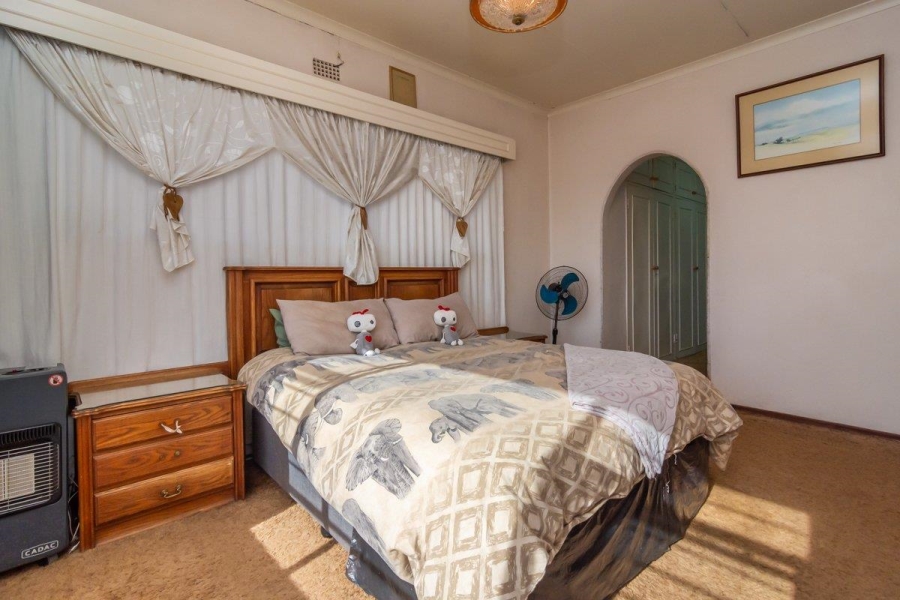 3 Bedroom Property for Sale in Wilro Park Gauteng