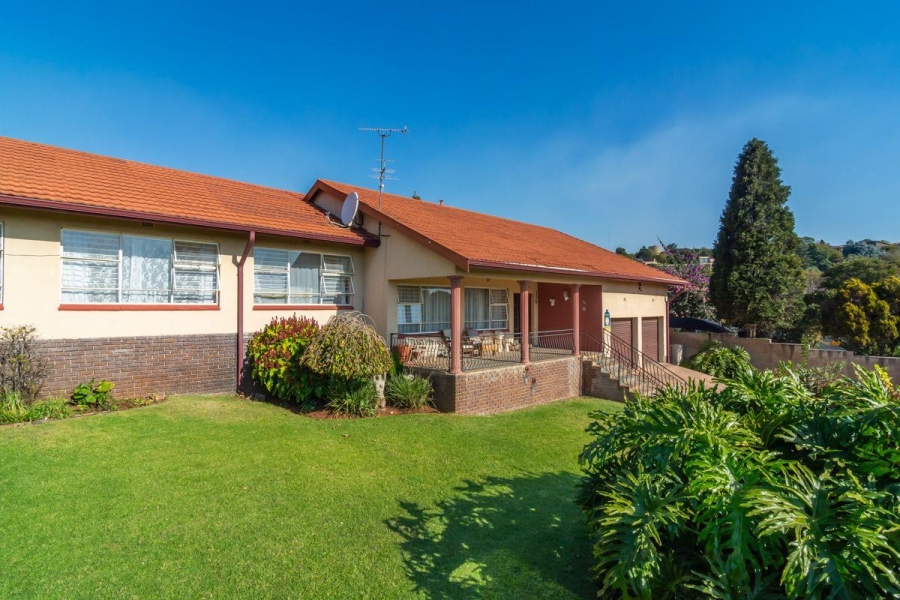 3 Bedroom Property for Sale in Wilro Park Gauteng