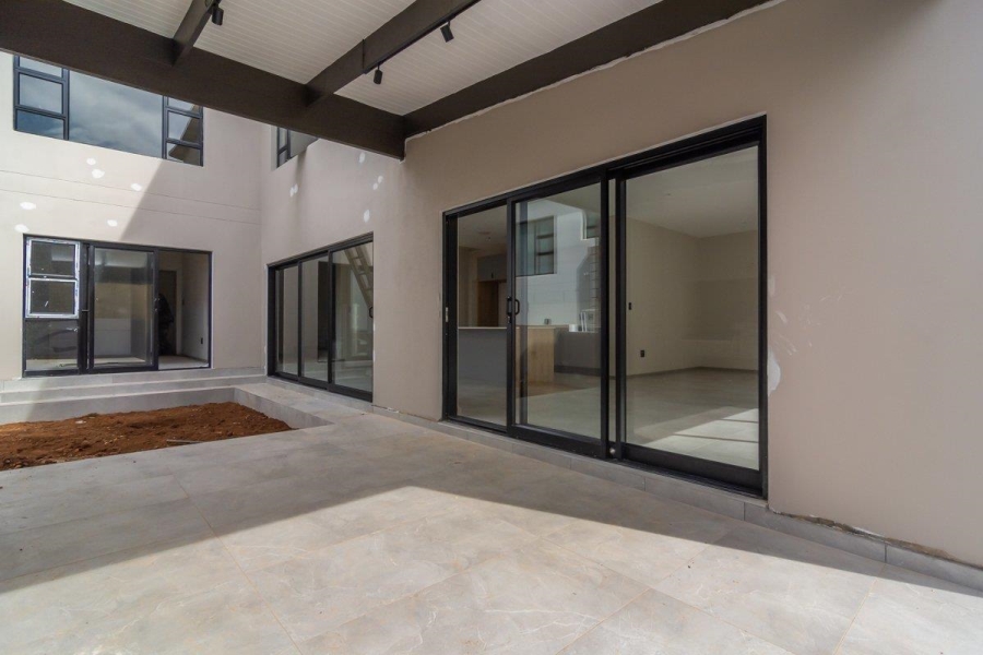 4 Bedroom Property for Sale in Homes Haven Gauteng