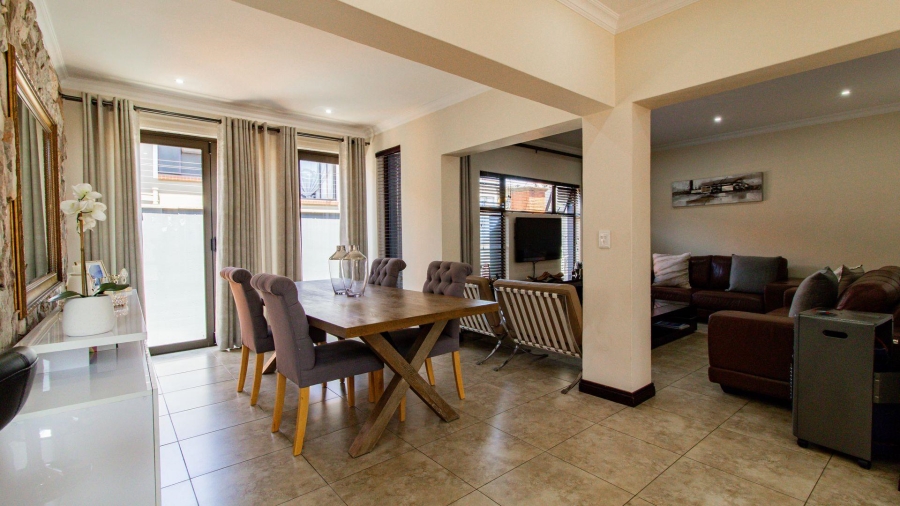 3 Bedroom Property for Sale in Bassonia Gauteng