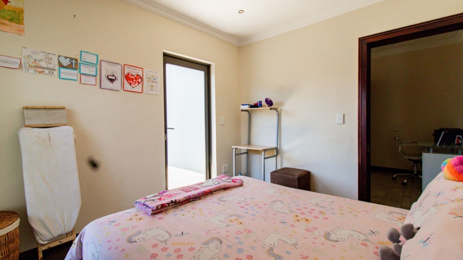 3 Bedroom Property for Sale in Bassonia Gauteng