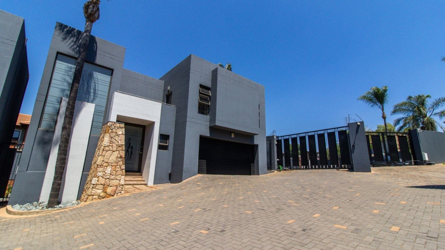 3 Bedroom Property for Sale in Bassonia Gauteng