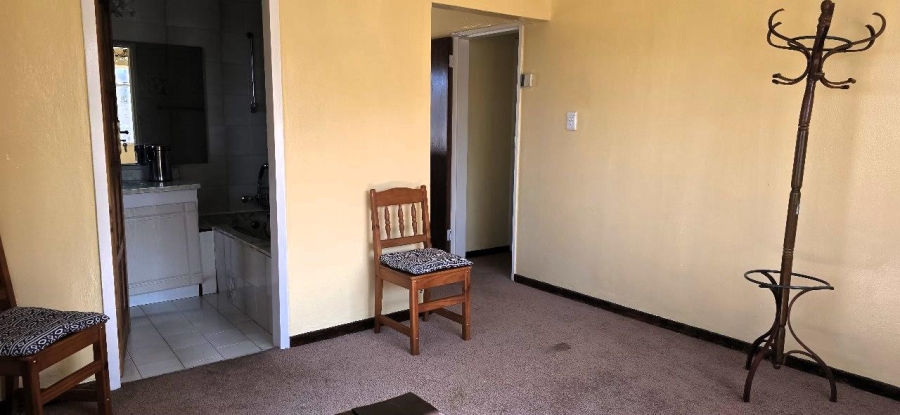 6 Bedroom Property for Sale in Oakdene Gauteng