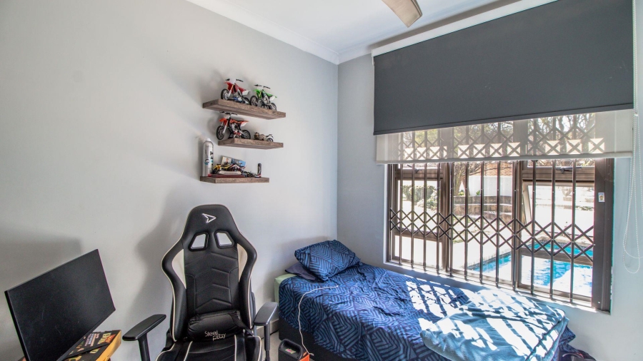 5 Bedroom Property for Sale in Lakefield Gauteng