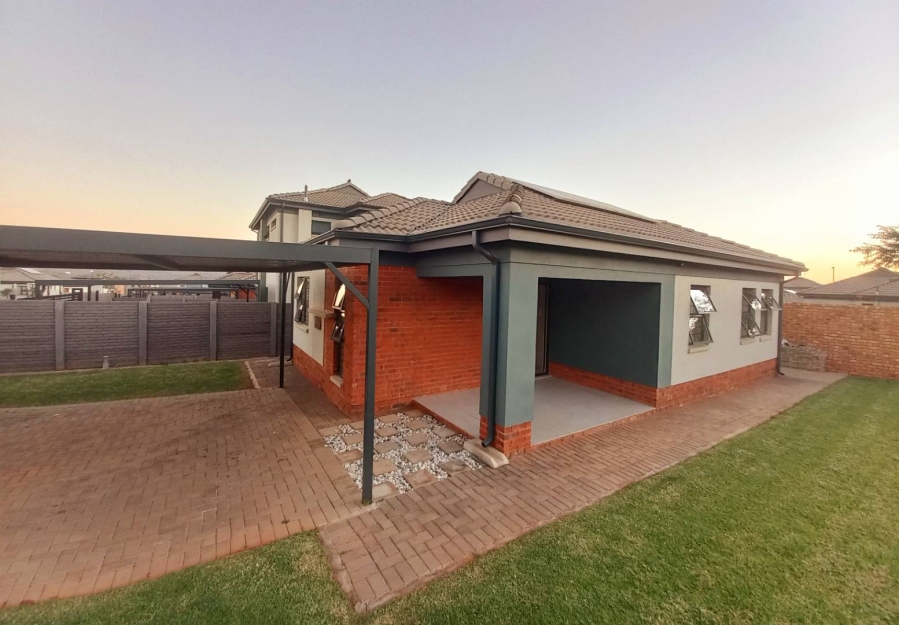 3 Bedroom Property for Sale in Lotus Gardens Gauteng