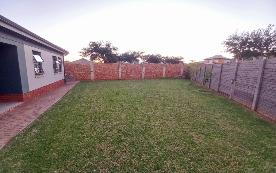3 Bedroom Property for Sale in Lotus Gardens Gauteng