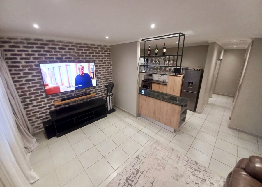 3 Bedroom Property for Sale in Lotus Gardens Gauteng