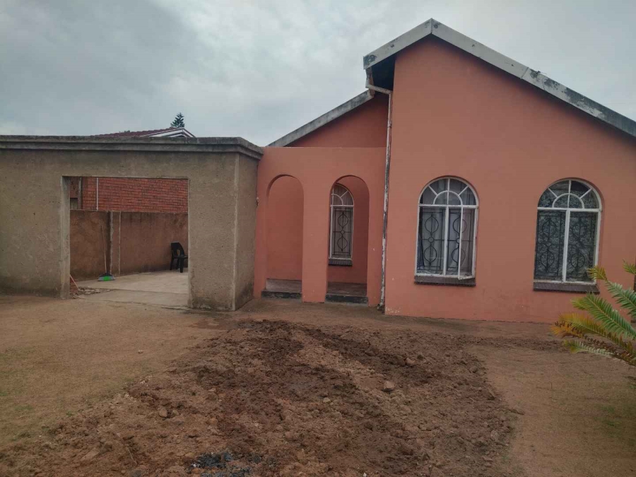 2 Bedroom Property for Sale in Mabopane Gauteng