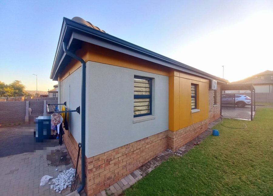 3 Bedroom Property for Sale in Lotus Gardens Gauteng