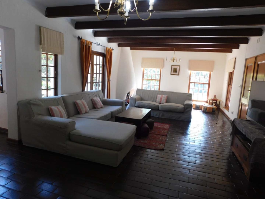 To Let 4 Bedroom Property for Rent in Morningside Ext 40 Gauteng