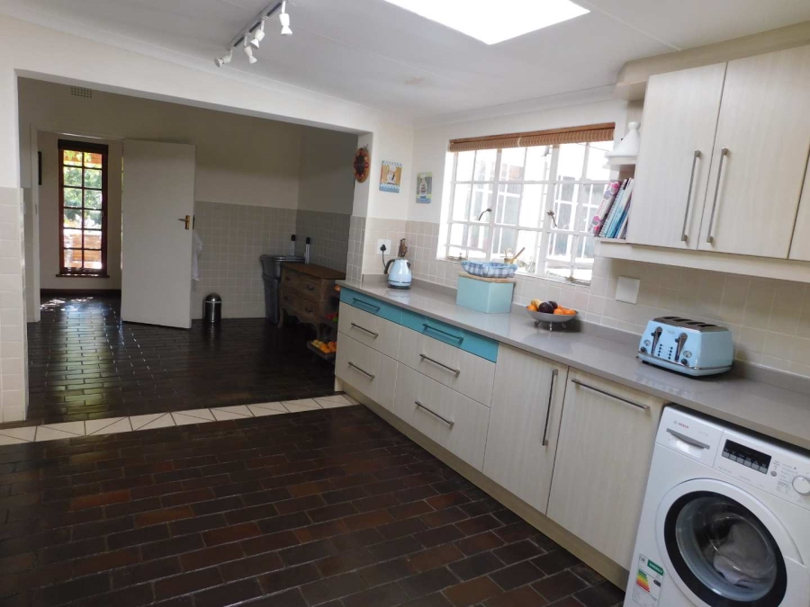 To Let 4 Bedroom Property for Rent in Morningside Ext 40 Gauteng