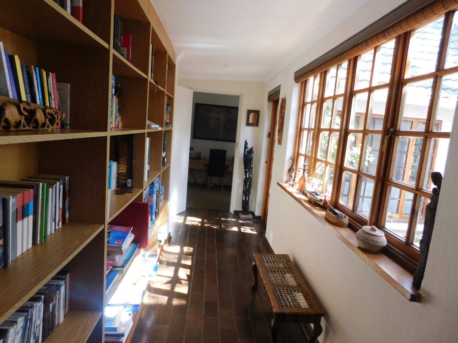 To Let 4 Bedroom Property for Rent in Morningside Ext 40 Gauteng