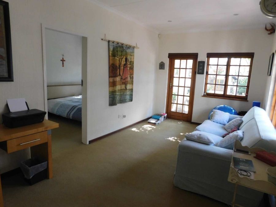 To Let 4 Bedroom Property for Rent in Morningside Ext 40 Gauteng